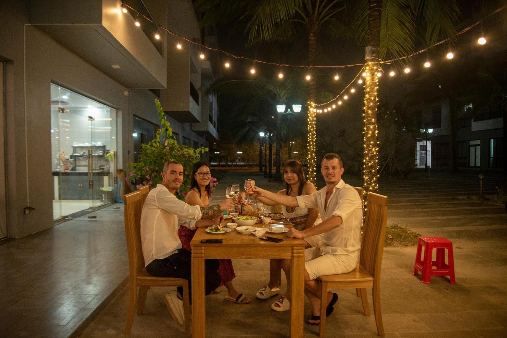 Hana Hotel Sonasea Night Market Phu Quoc Exterior photo