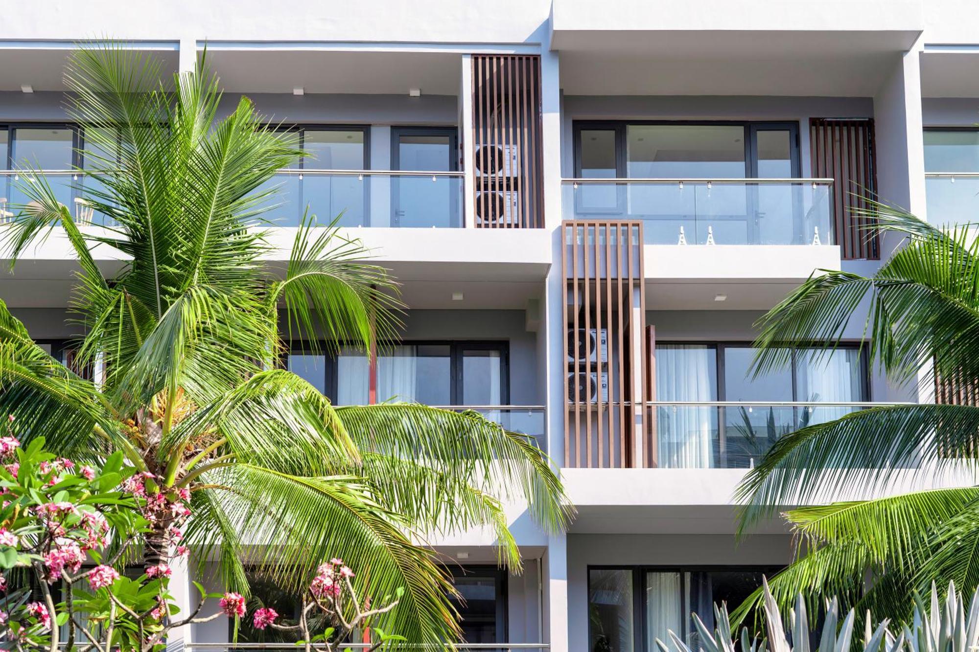 Hana Hotel Sonasea Night Market Phu Quoc Exterior photo