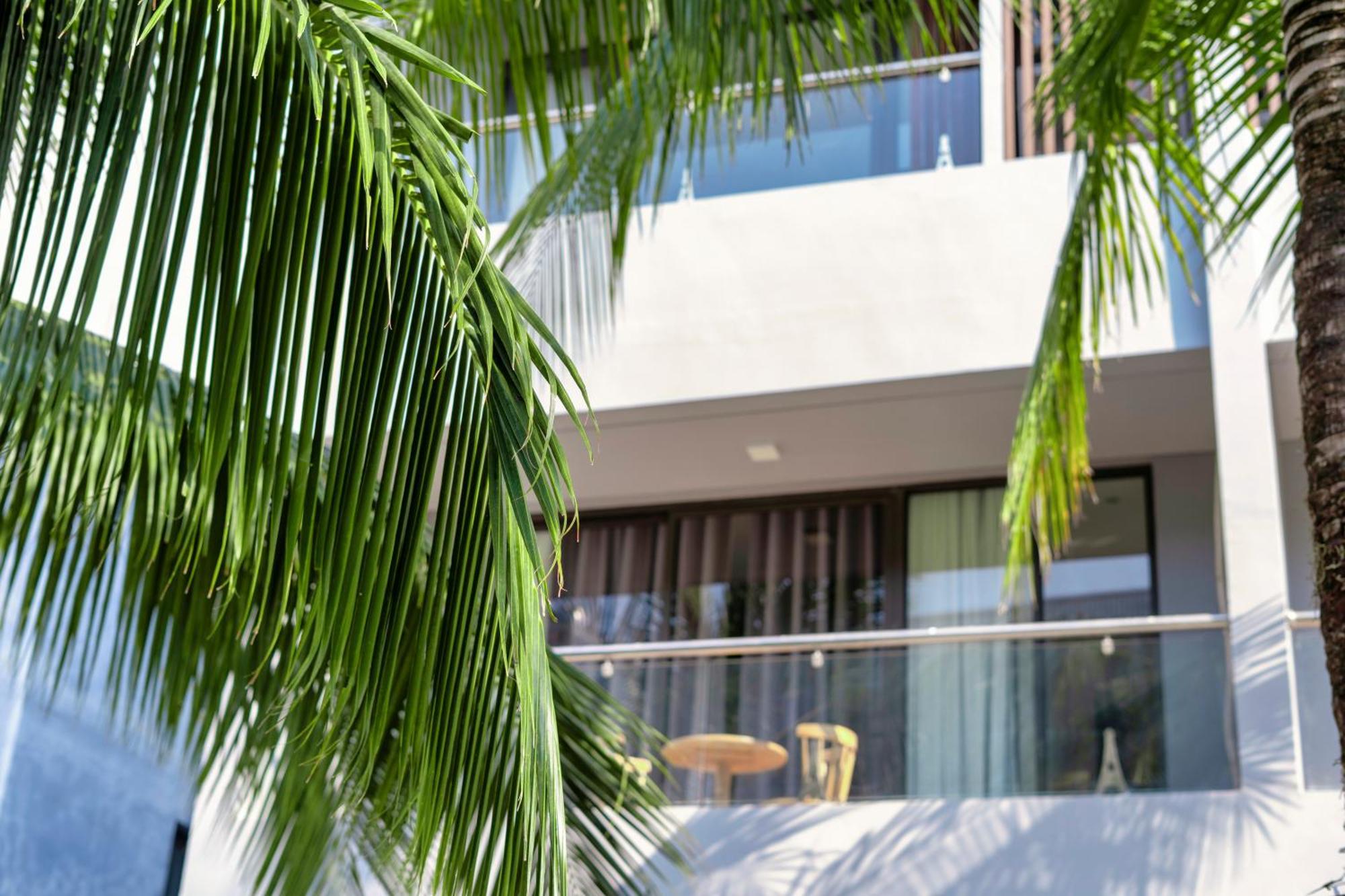 Hana Hotel Sonasea Night Market Phu Quoc Exterior photo